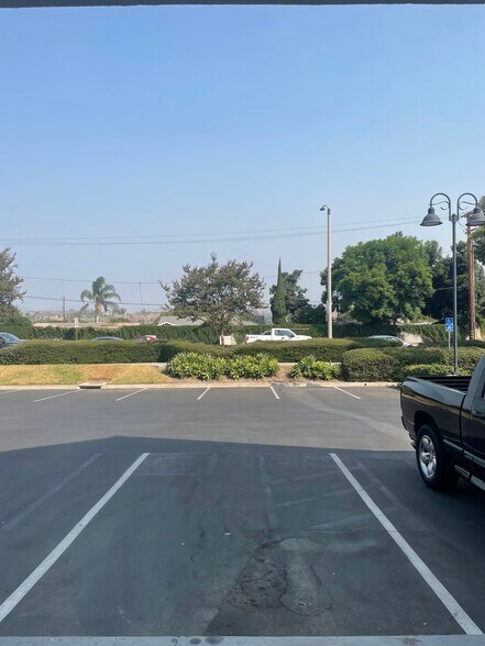 More Photos Of 484 E Los Angeles Ave, Moorpark Unknown For Lease