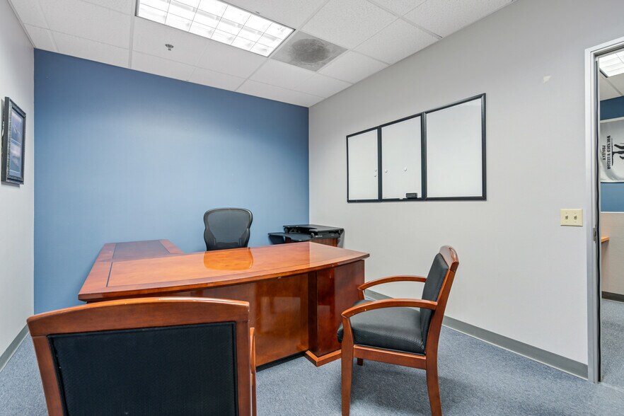 More Photos Of 803-827 Anchorage Place, Chula Vista Light Distribution For Lease