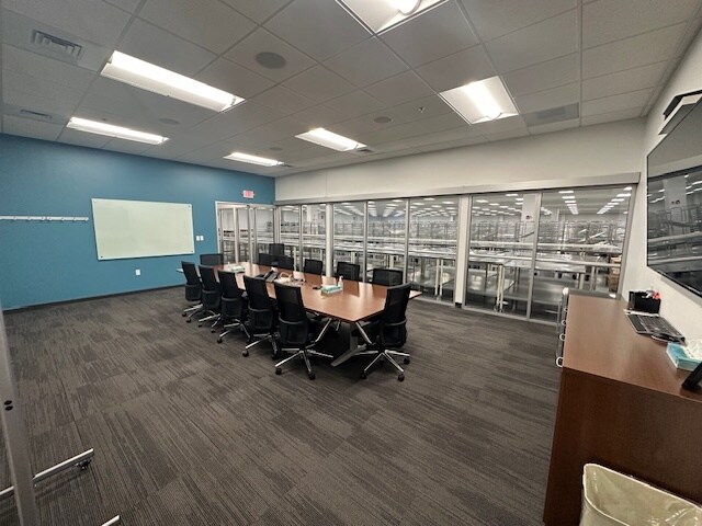 More Photos Of 3000 E Sawyer Rd, Springfield Manufacturing For Lease