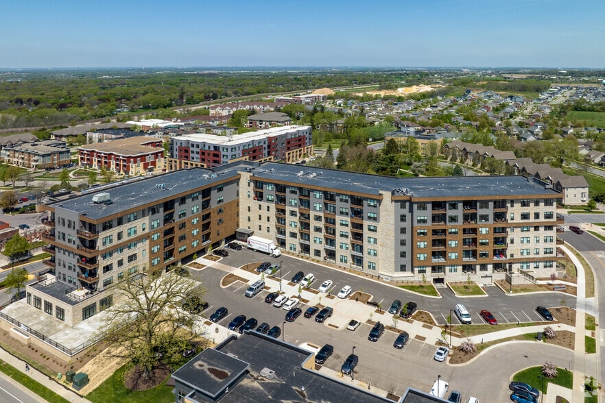 More Photos Of 915 North Star Dr, Madison Apartments For Lease