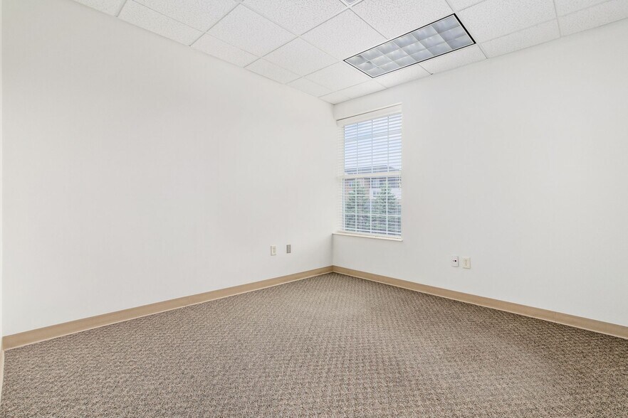 More Photos Of 4100 Horizons Dr, Columbus Coworking Space