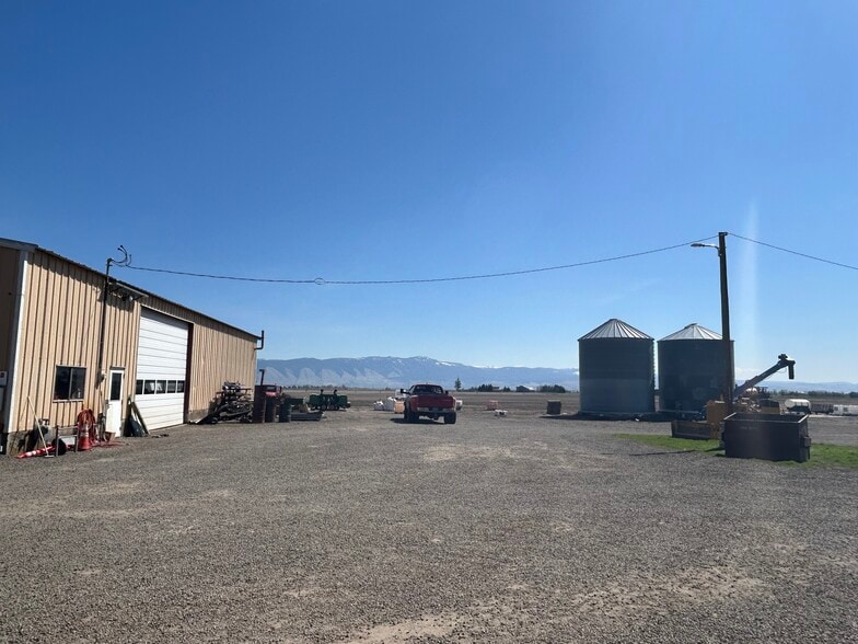 More Photos Of 63444 Highway 237, La Grande Land For Sale