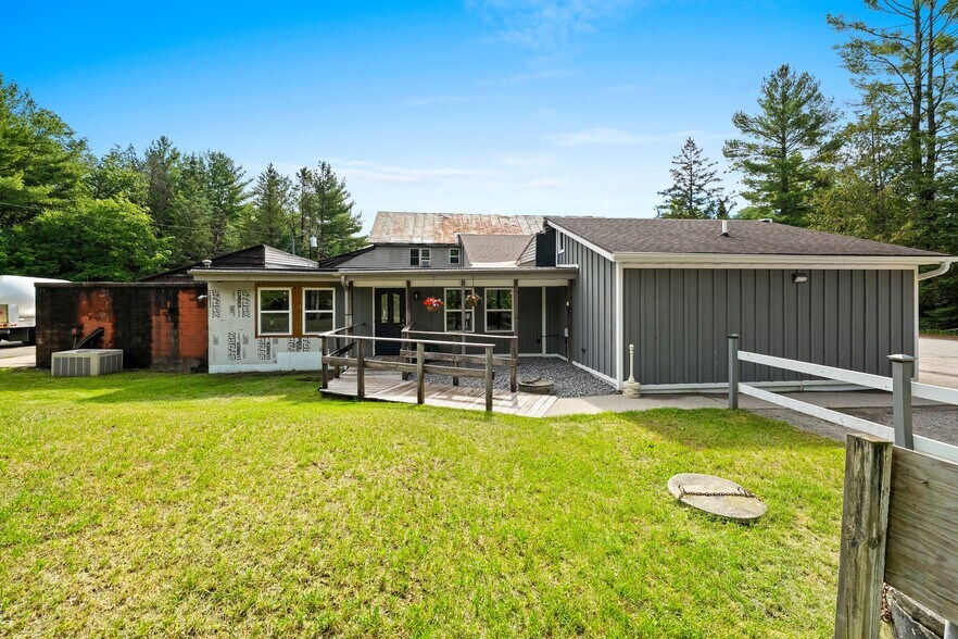 More Photos Of N12808 Northway Dr, Athelstane Restaurant For Sale