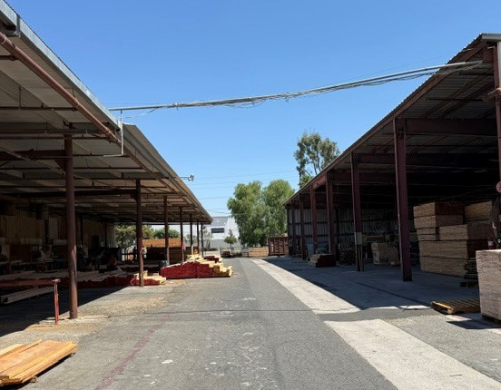 More Photos Of 275 W Rider St, Perris Manufacturing For Lease