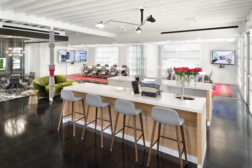 More Photos Of 150-160 E Dana St, Mountain View Research And Development For Sale