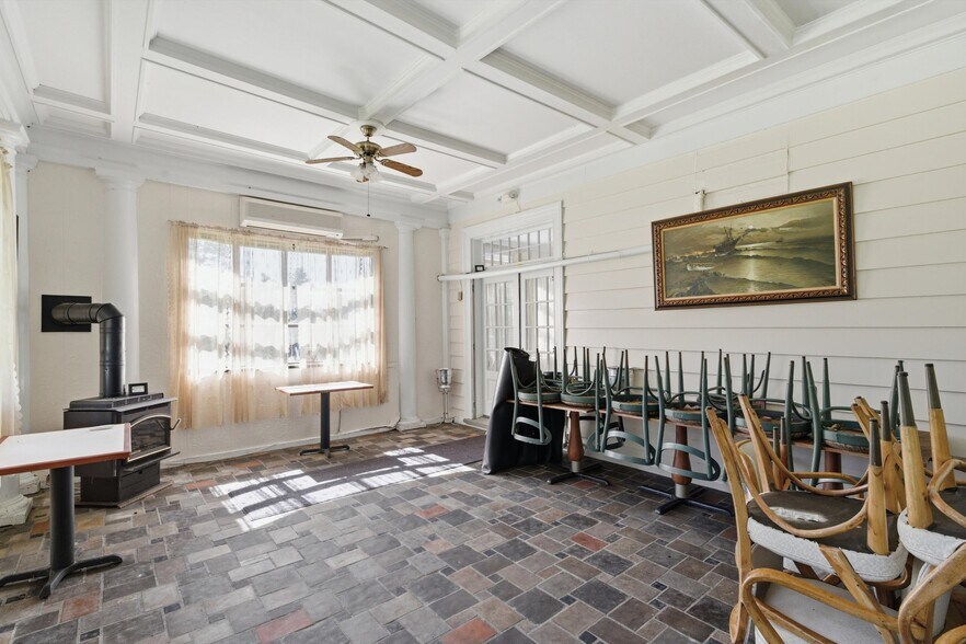 More Photos Of 2255 Ballston Ave, Saratoga Springs Restaurant For Sale