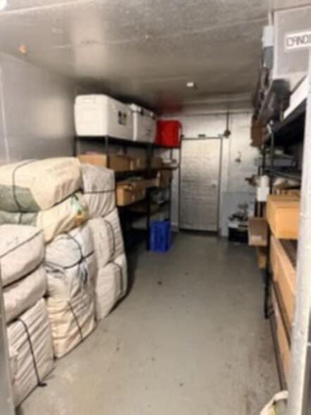 More Photos Of 48-01 38th St, Long Island City Warehouse For Lease