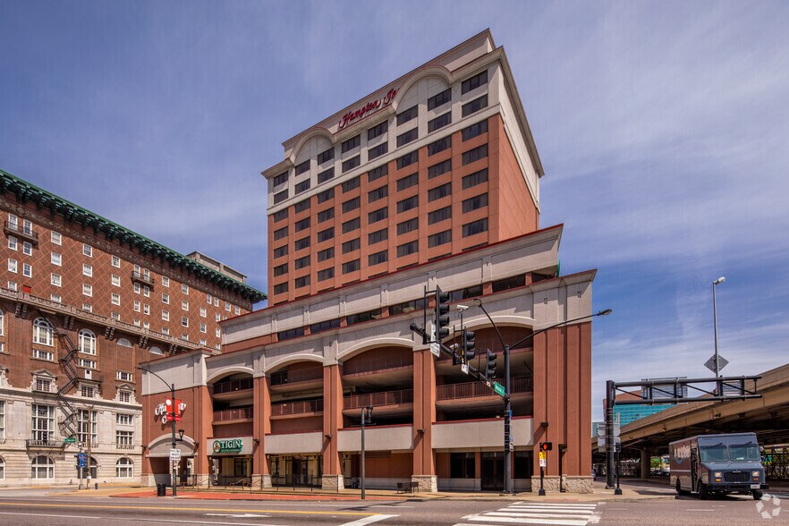 More Photos Of 333 Washington Ave, Saint Louis Hotel For Sale