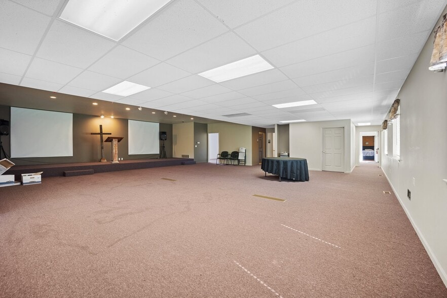 More Photos Of 5785 N Union Blvd, Colorado Springs Office For Lease