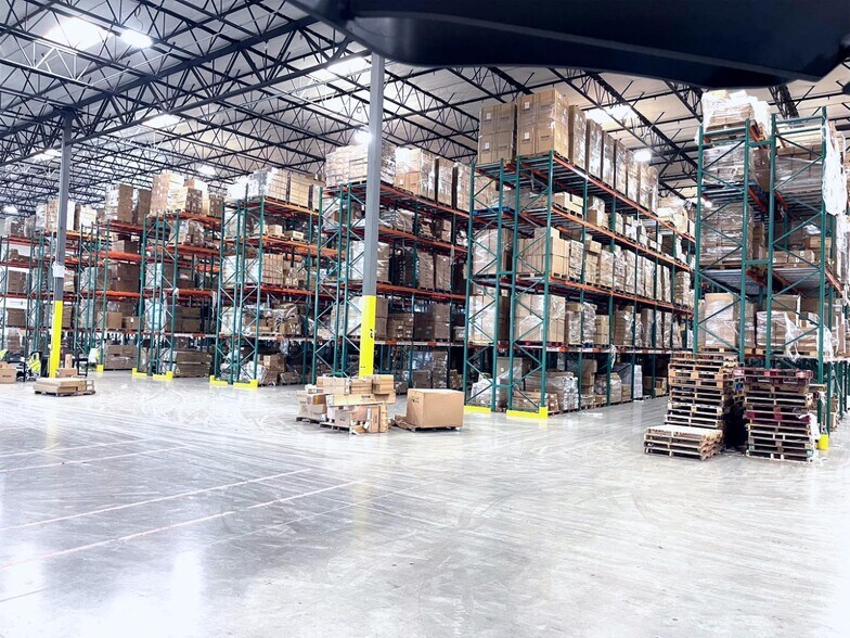 More Photos Of 2380 W Base Line Rd, Fontana Distribution For Lease