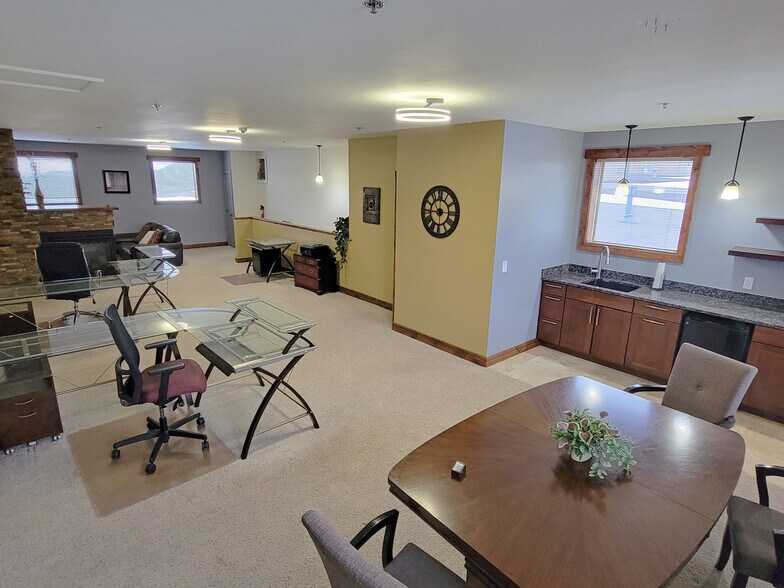 More Photos Of 29320 Industrial Way, Evergreen Self Storage For Sale