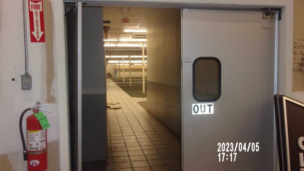 More Photos Of 1656 Martin Luther King Blvd N, Greenville Department Store For Sale