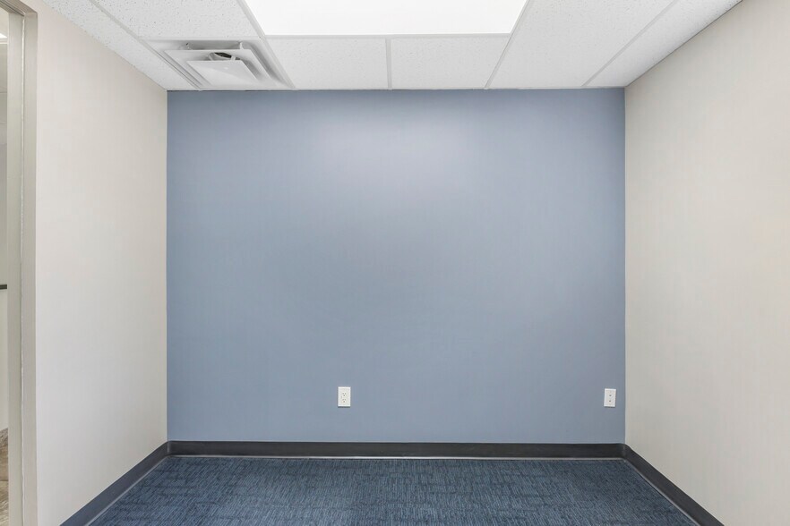 More Photos Of 9025 E Kenyon Ave, Denver Office For Lease