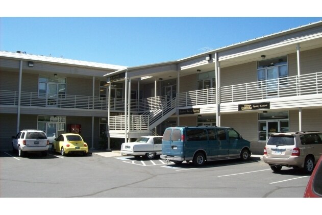 Primary Photo Of 56835 Venture Ln, Sunriver Office For Lease