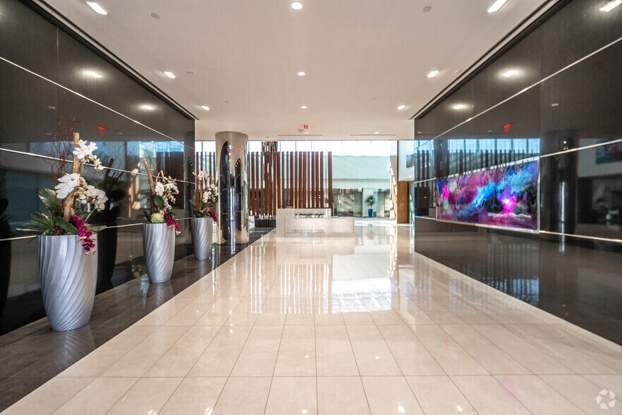 More Photos Of 18111 Preston Rd, Dallas Office For Lease