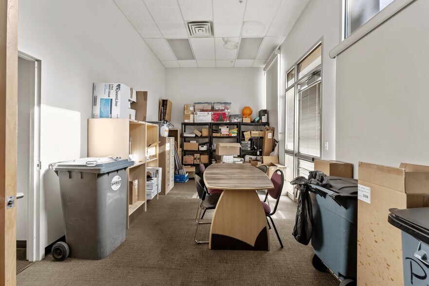 More Photos Of 1166 S Sage Dr, Cedar City Storefront For Sale