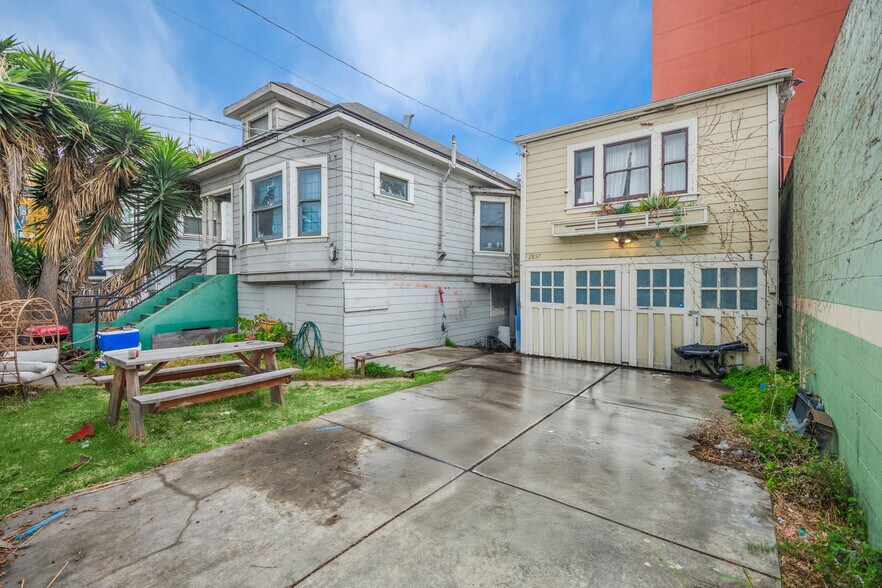 Primary Photo Of 2857 Ford St, Oakland Multifamily For Sale