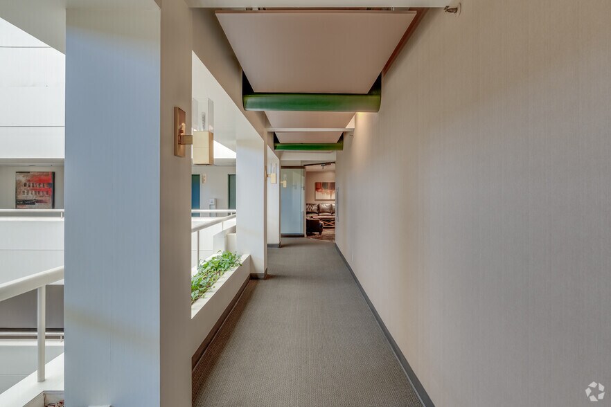 Photo of 10th Floor Ste 1000