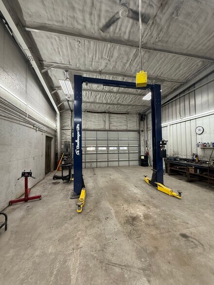More Photos Of 41 5th Ave S, Kindred Specialty For Lease