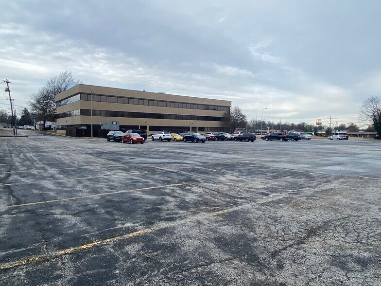 More Photos Of 620 S Glenstone Ave, Springfield Office For Sale