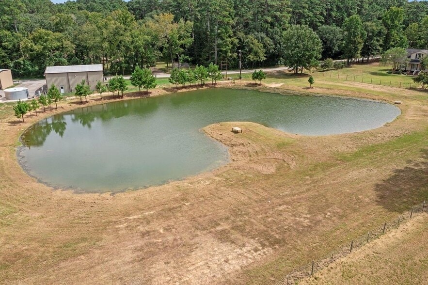 More Photos Of 1250 S Pine Lake Rd, Montgomery Specialty For Sale