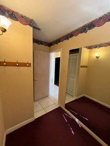 More Photos Of 102 W Calton Rd, Laredo Office Residential For Sale