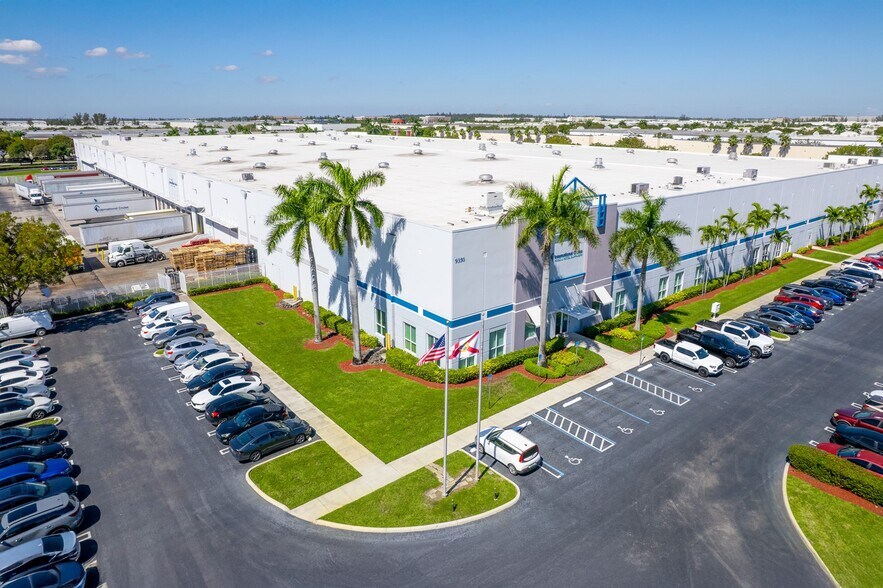Primary Photo Of 9350 NW 108th Ave, Medley Warehouse For Lease