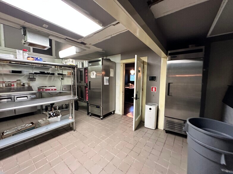 More Photos Of 1977 N Park Pl SE, Atlanta Office For Sale