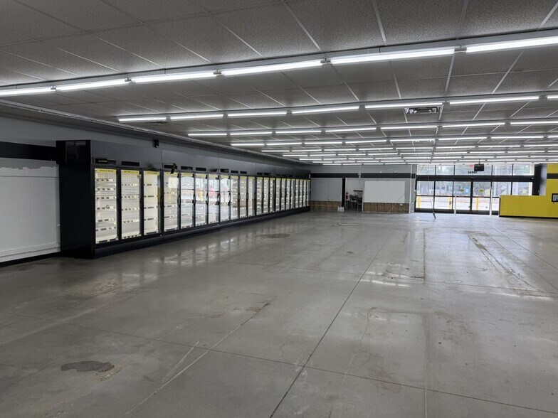 More Photos Of 10893 Nc Highway 211 E, Aberdeen Freestanding For Lease