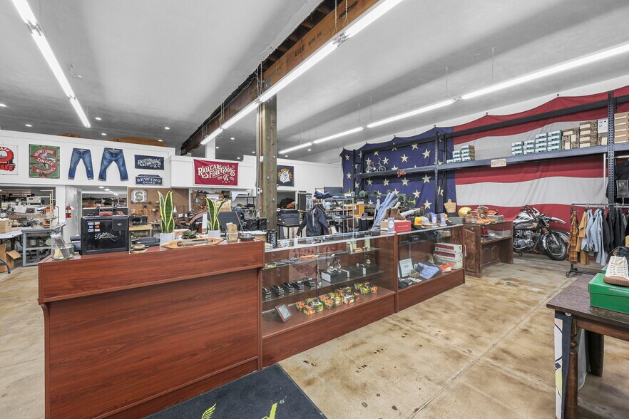 More Photos Of 10640 Main St, El Monte Storefront For Sale