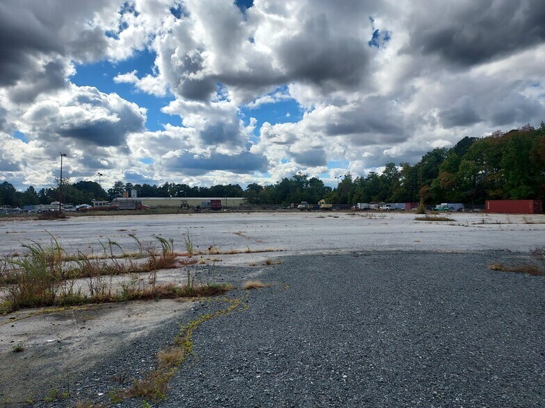 More Photos Of 920 Airpax Road Airpax rd, Cambridge Land For Lease