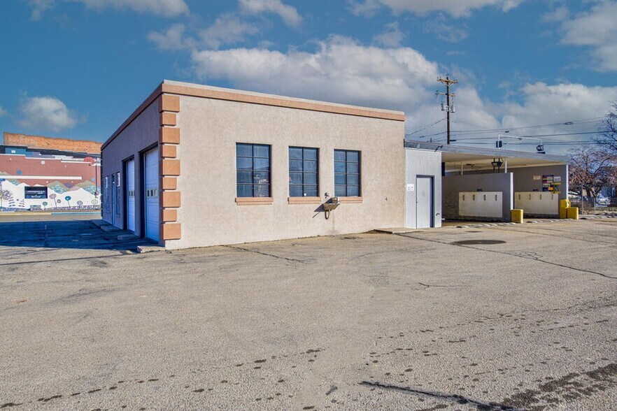 More Photos Of 802 Main St, Walsenburg General Retail For Sale