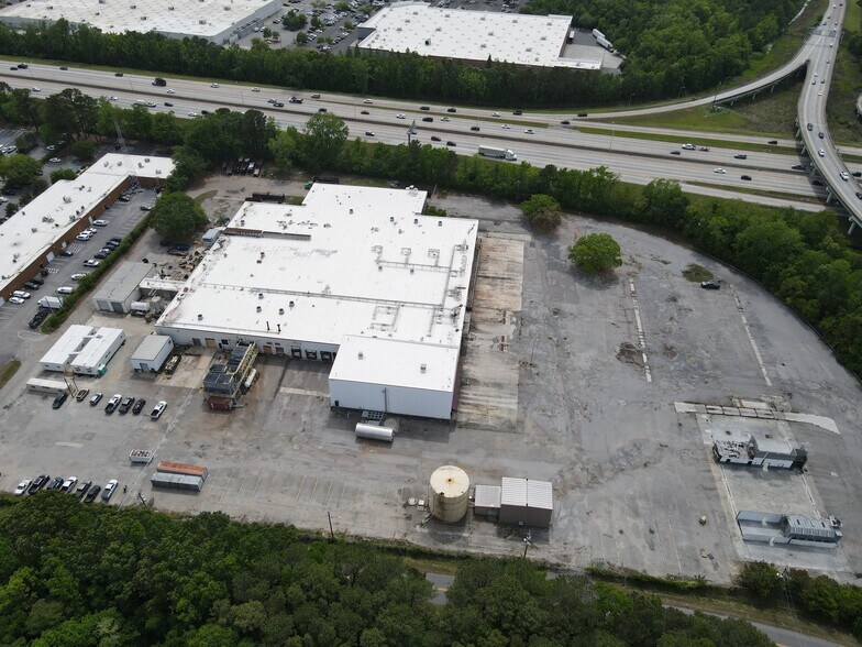 More Photos Of 5000 Lacross Rd, North Charleston Light Distribution For Lease