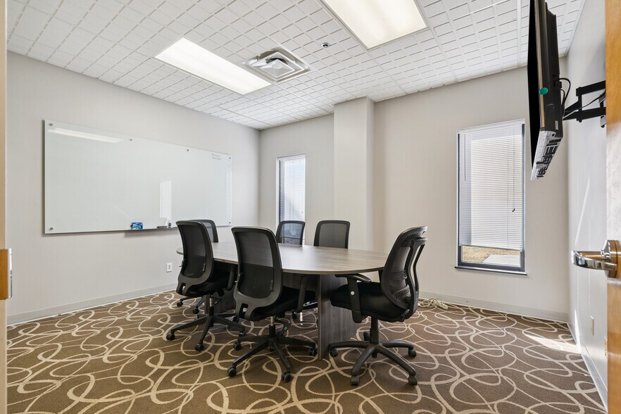 More Photos Of 2068 303rd Ave, Fort Madison Manufacturing For Sale