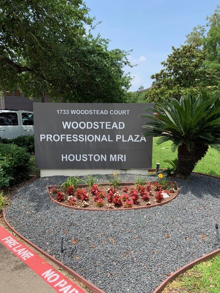 More Photos Of 1733 Woodstead Ct, The Woodlands Office For Lease