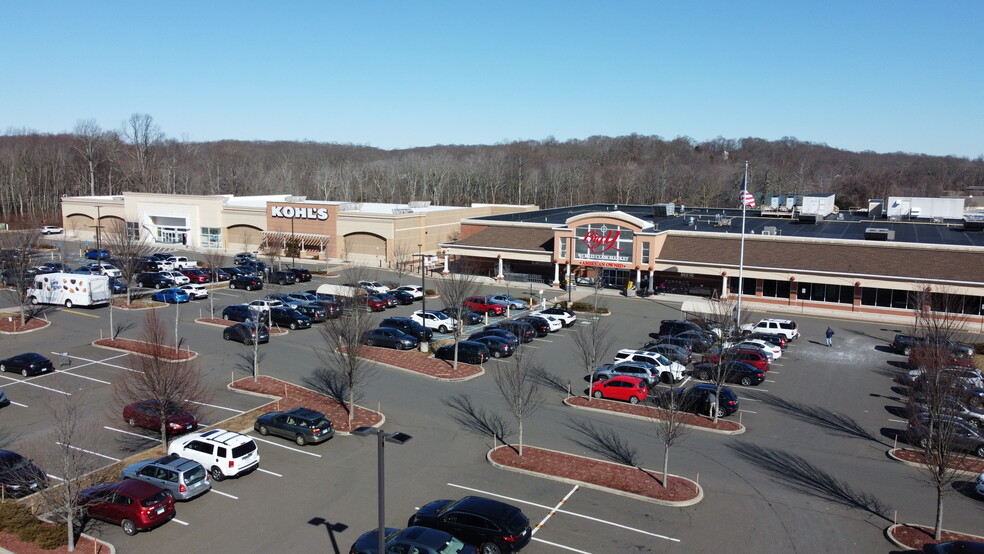 Primary Photo Of Boston Post Rd @ Spencer Plains Rd, Old Saybrook Unknown For Lease