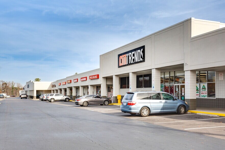 More Photos Of 1100 N Raleigh Blvd, Raleigh Unknown For Lease