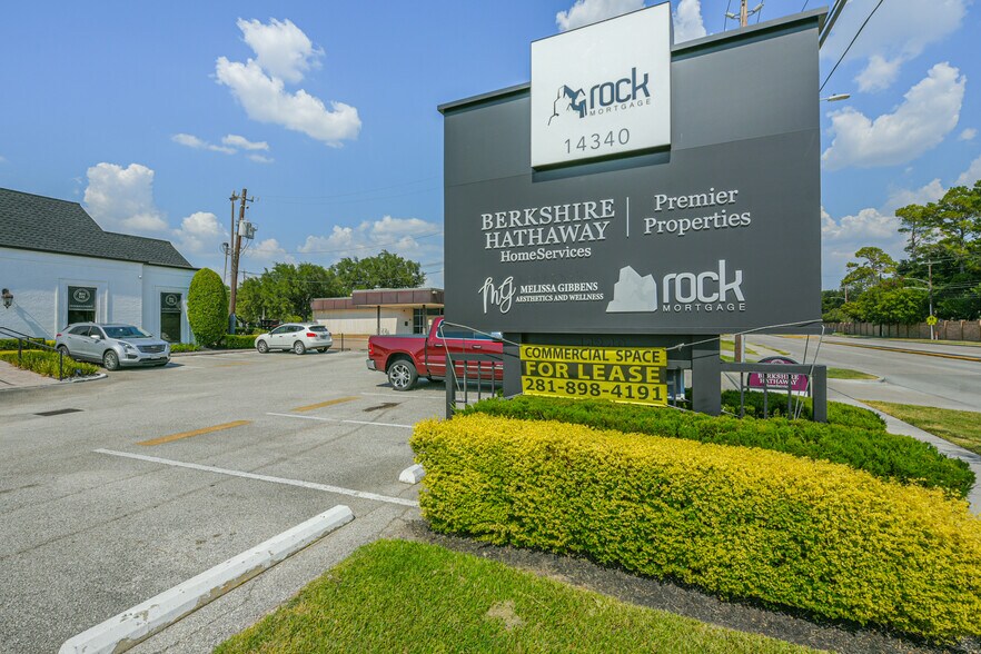 More Photos Of 14340 Memorial Dr, Houston Office For Lease