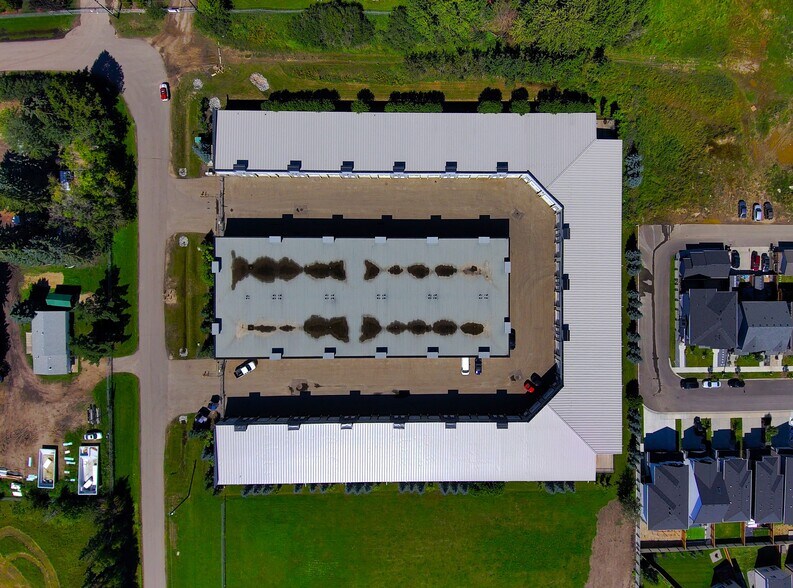 More Photos Of 9903 209 St NW, Edmonton Warehouse For Sale