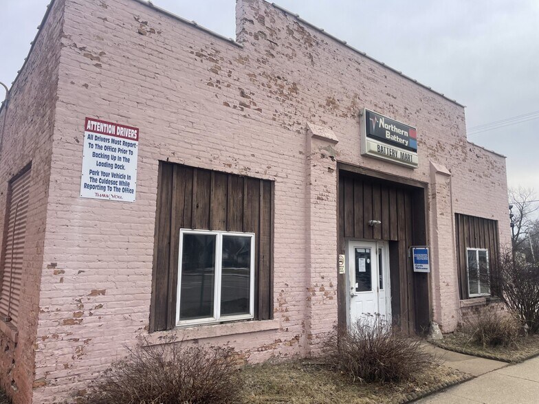 Primary Photo Of 602 Iowa Ct, North Fond Du Lac Industrial For Lease
