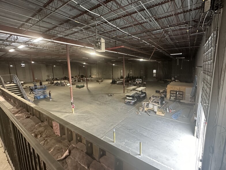 More Photos Of 291-299 Cowan St, Nashville Flex For Lease