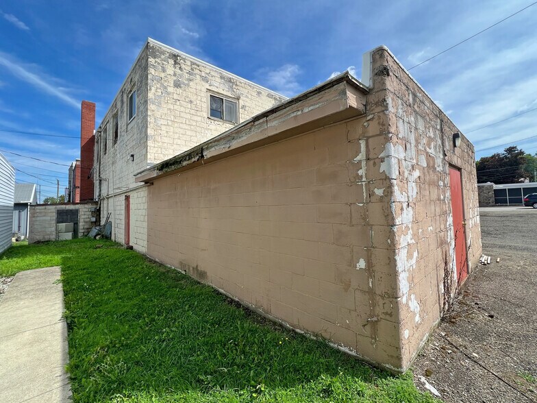 More Photos Of 280 S Main St, Cambridge Springs Storefront Retail Office For Sale