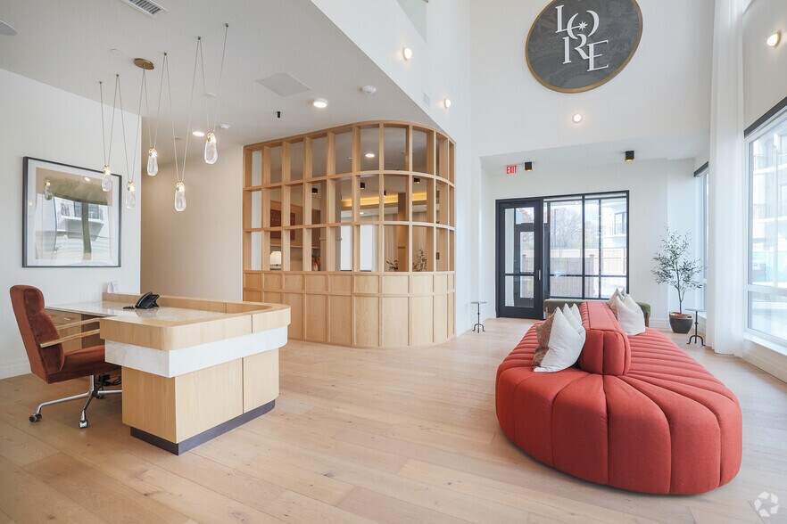 More Photos Of 266 Canal St, Salem Apartments For Lease