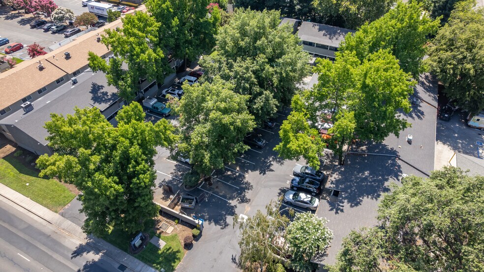 More Photos Of 821 W East Ave, Chico Apartments For Sale