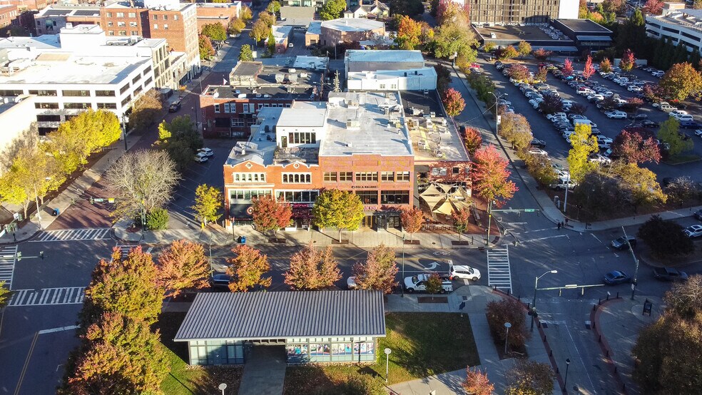 More Photos Of 124 College St, Asheville Office Residential For Sale