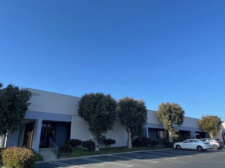 More Photos Of 1932 Eastman Ave, Ventura Unknown For Lease