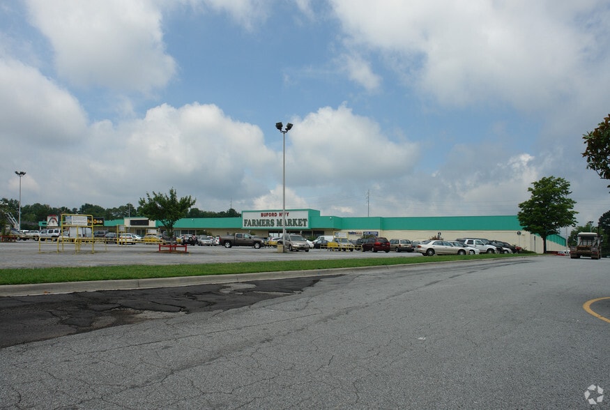 Primary Photo Of 5600 Buford Hwy NE, Atlanta Freestanding For Lease