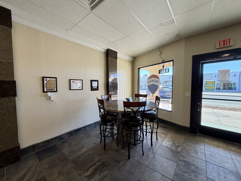 More Photos Of 213 W Hobsonway, Blythe Office Residential For Sale