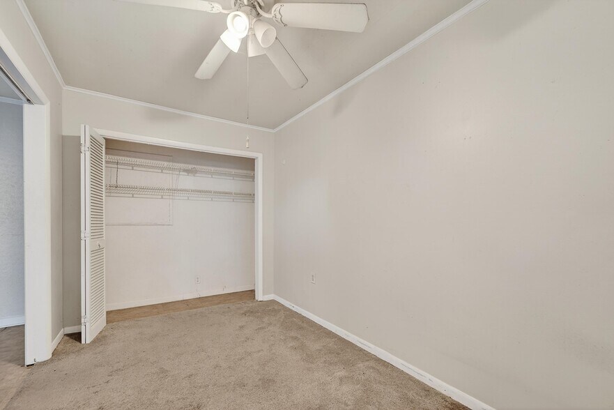 More Photos Of 4701 Land O Lakes Blvd, Land O' Lakes Apartments For Sale