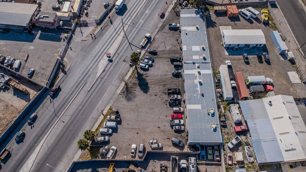 More Photos Of 2061 Losee Rd, North Las Vegas Auto Repair For Sale